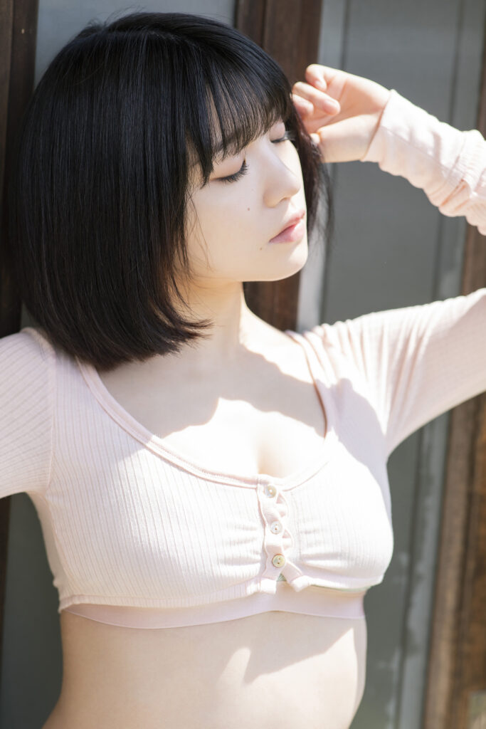 根本凪写真