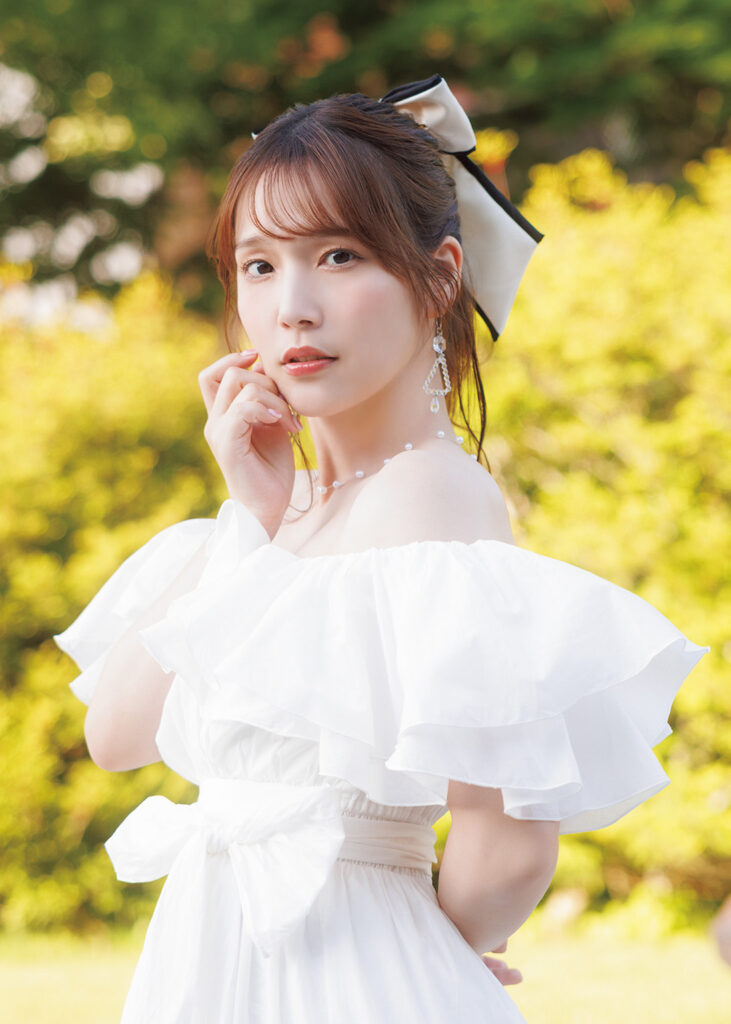 内田真礼