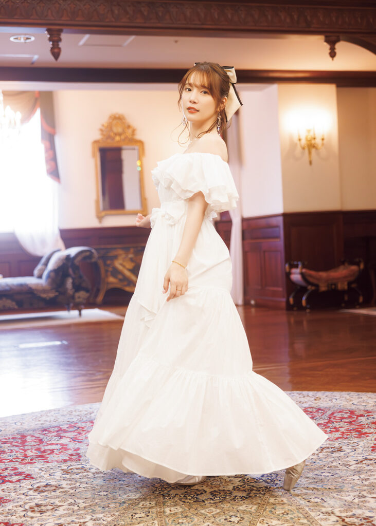 内田真礼