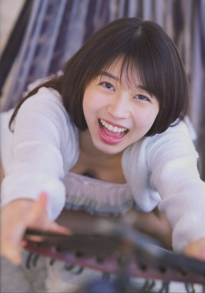 牧野真莉爱
