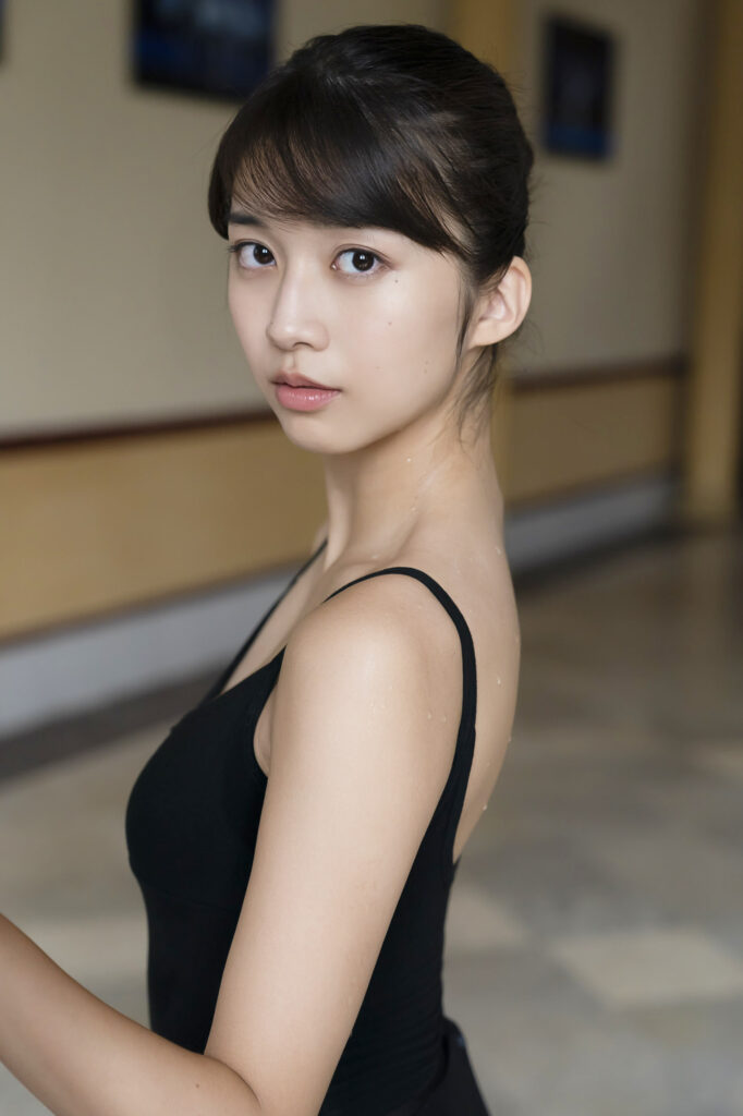 牧野真莉爱